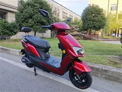 Lagani električni skuter motocikl 60v 800w premješten 50km brzi motocikl skuter